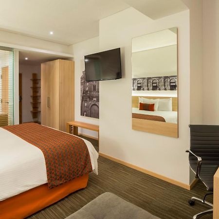 Camino Real Puebla Hotel & Suites מראה חיצוני תמונה